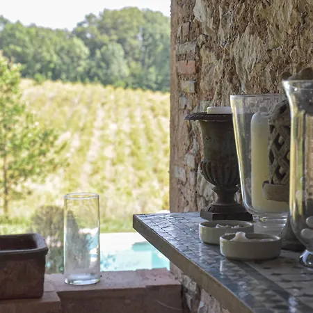 Дом отдыха Maison Littre - Piscine Chauffee - Au Calme Entre Vignes Et Foret Castelnau-de-Montmiral