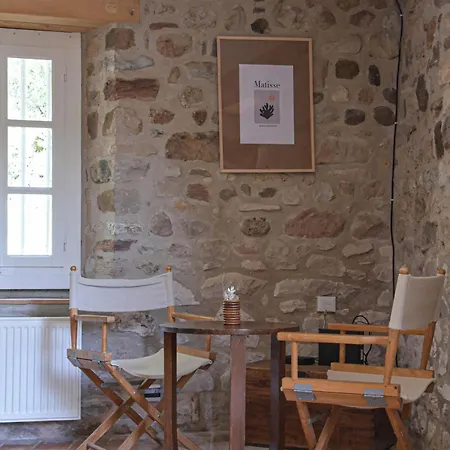 Maison Littre - Piscine Chauffee - Au Calme Entre Vignes Et Foret Holiday home